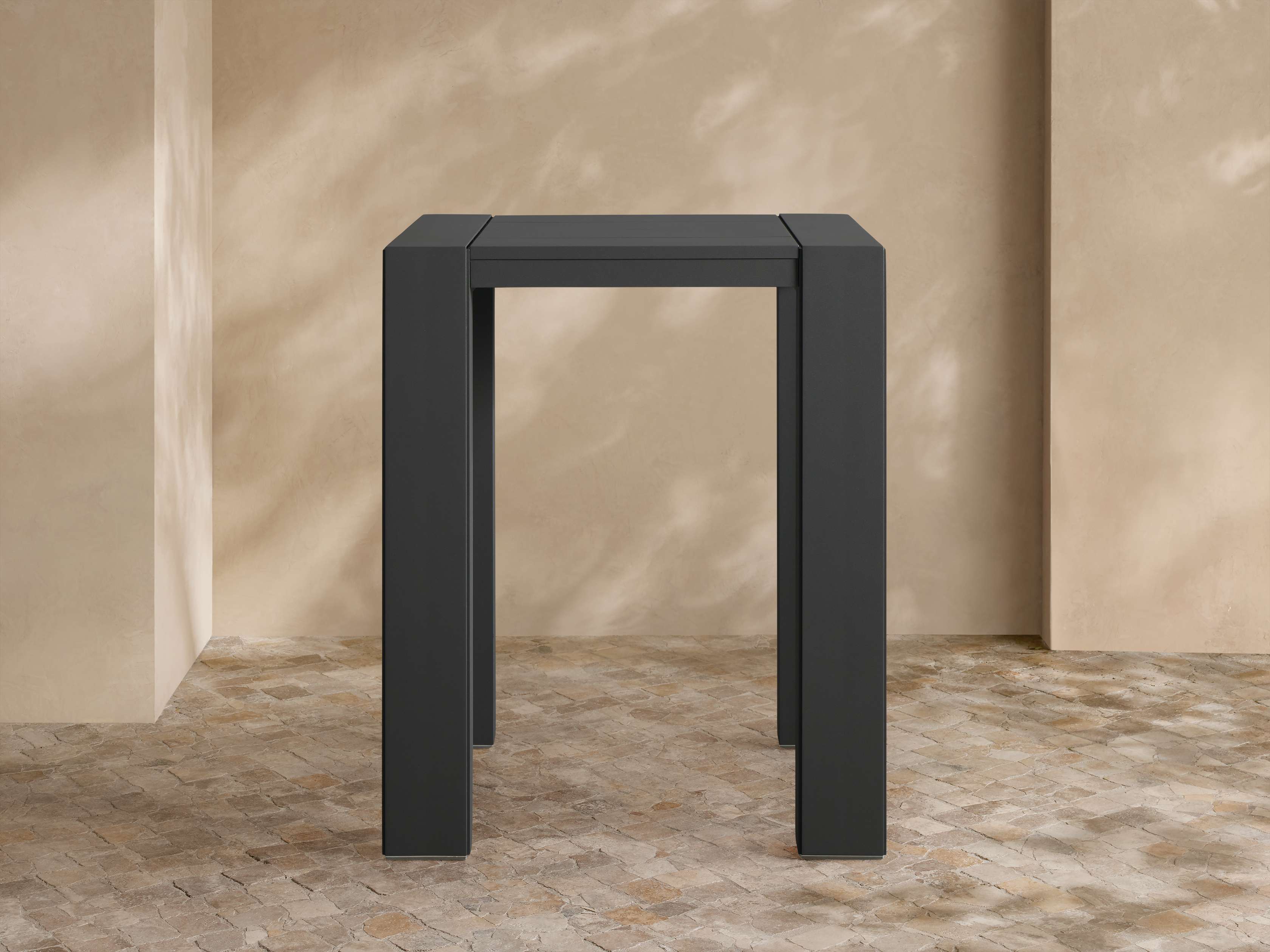 Canyon Outdoor Aluminum Bar Table