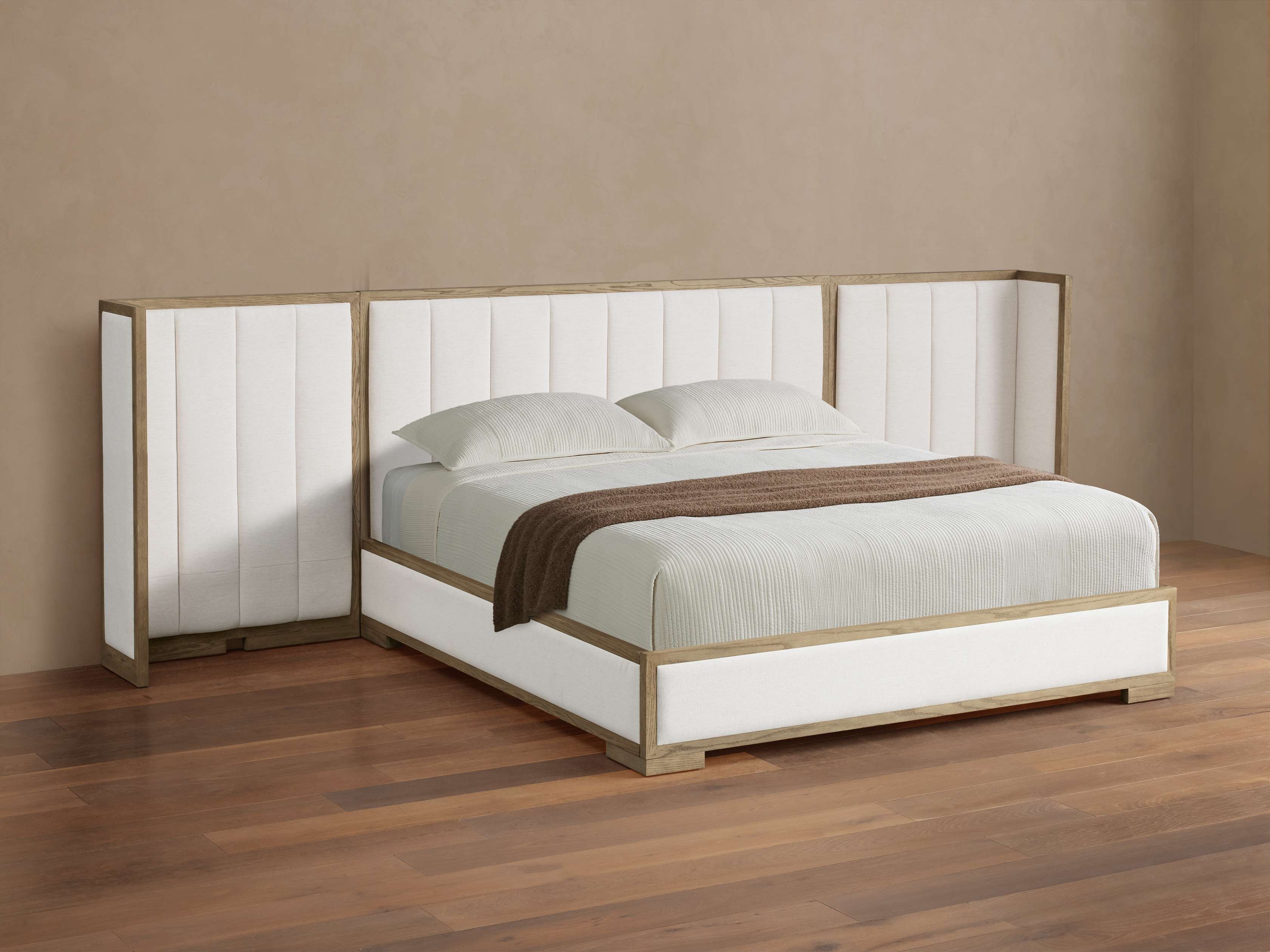 Darien Extended Channel-Stitched Shelter Bed