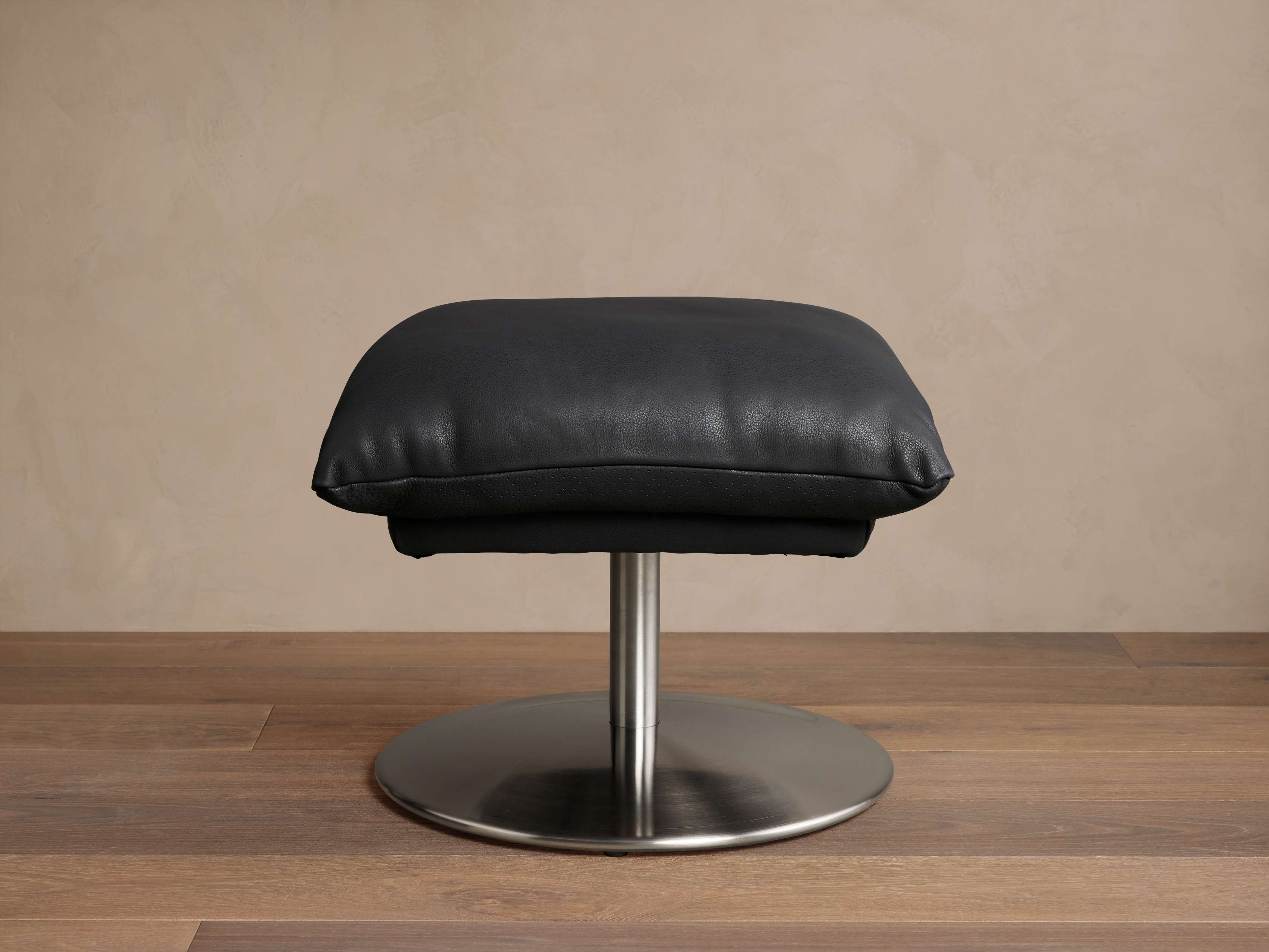 Deacon Leather Ottoman in Lanie Onyx