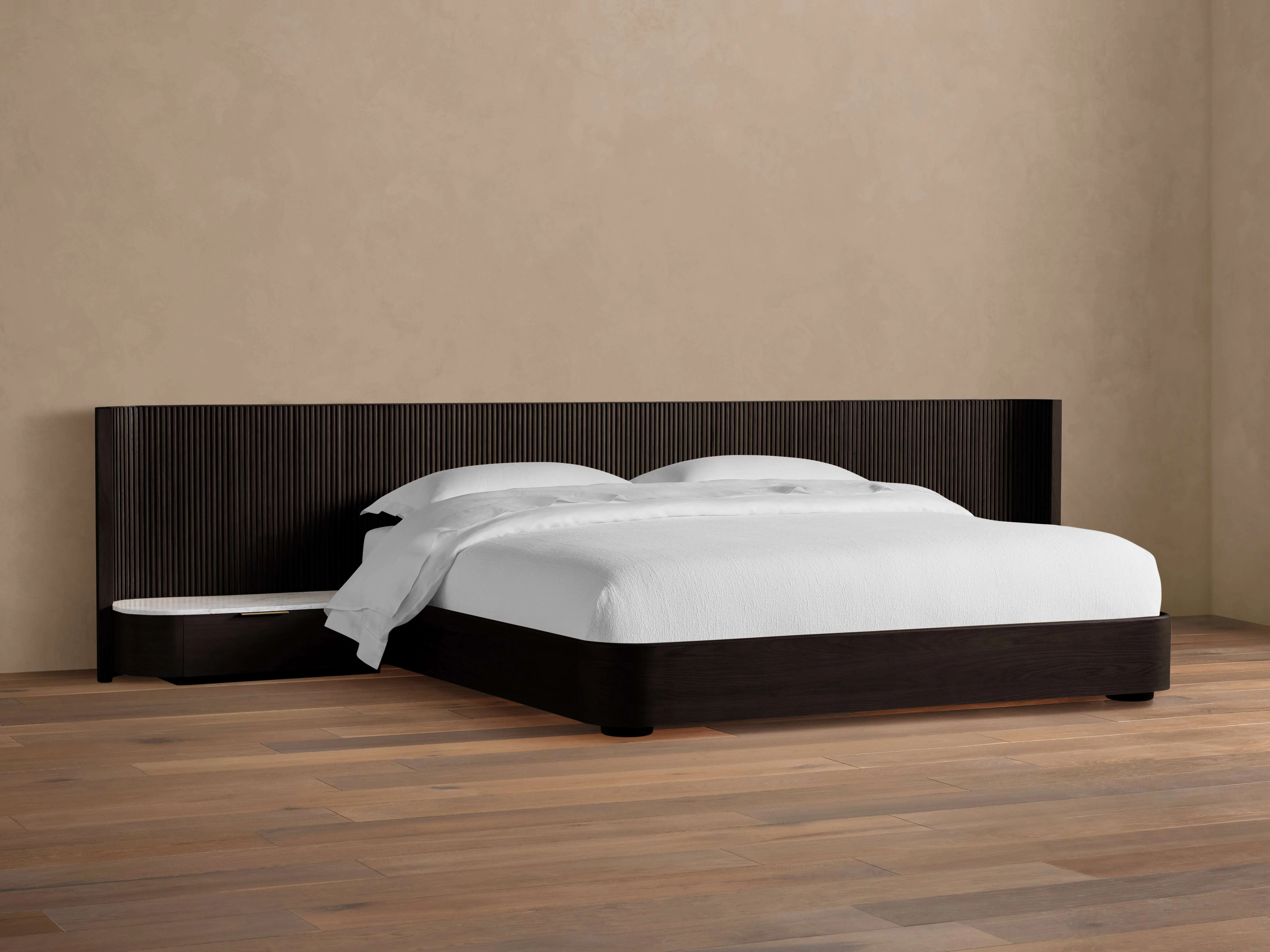 Finnley Extended Headboard King Bed