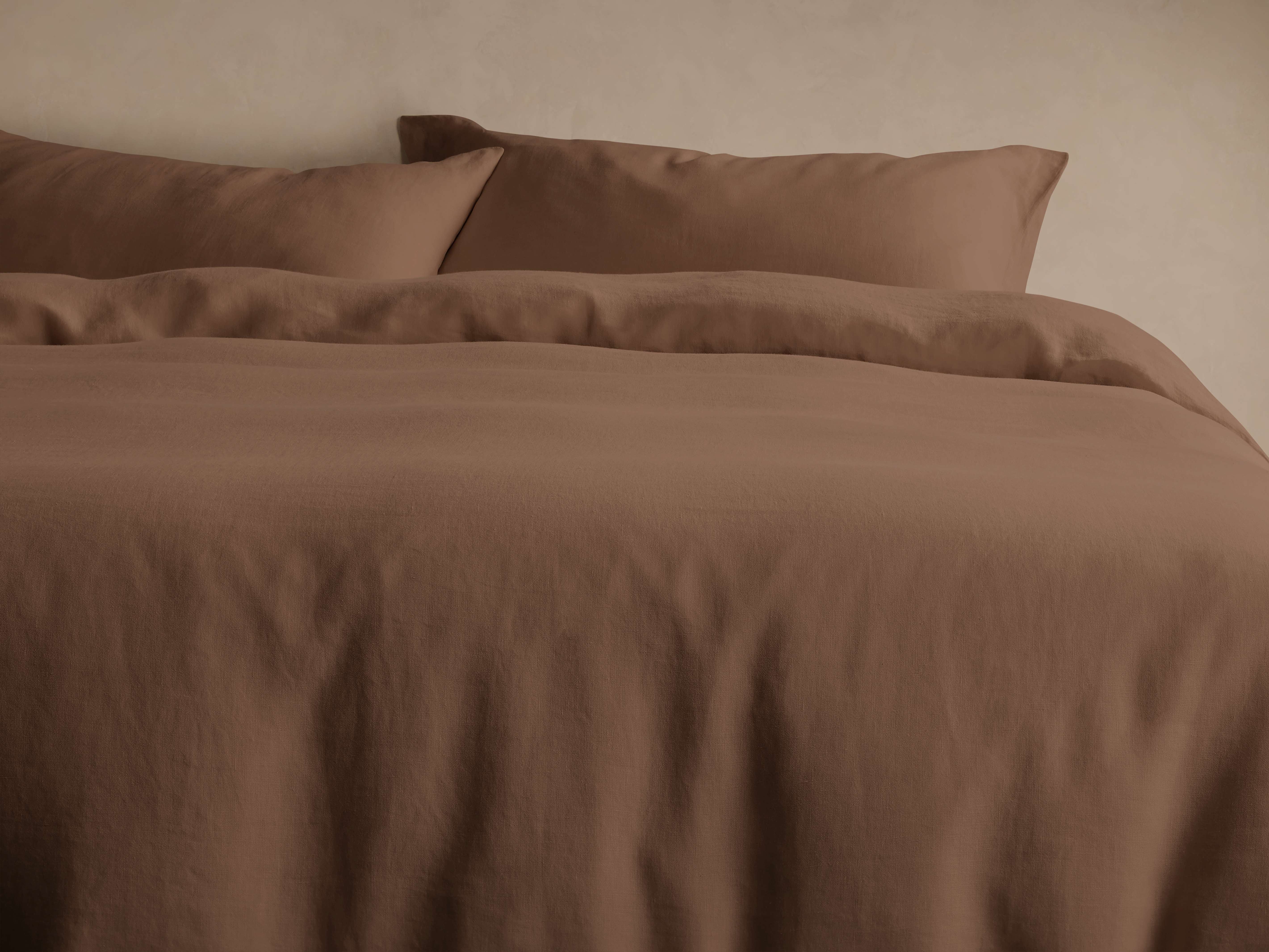 Italian Garment-Dyed Linen Duvet Set in Clay