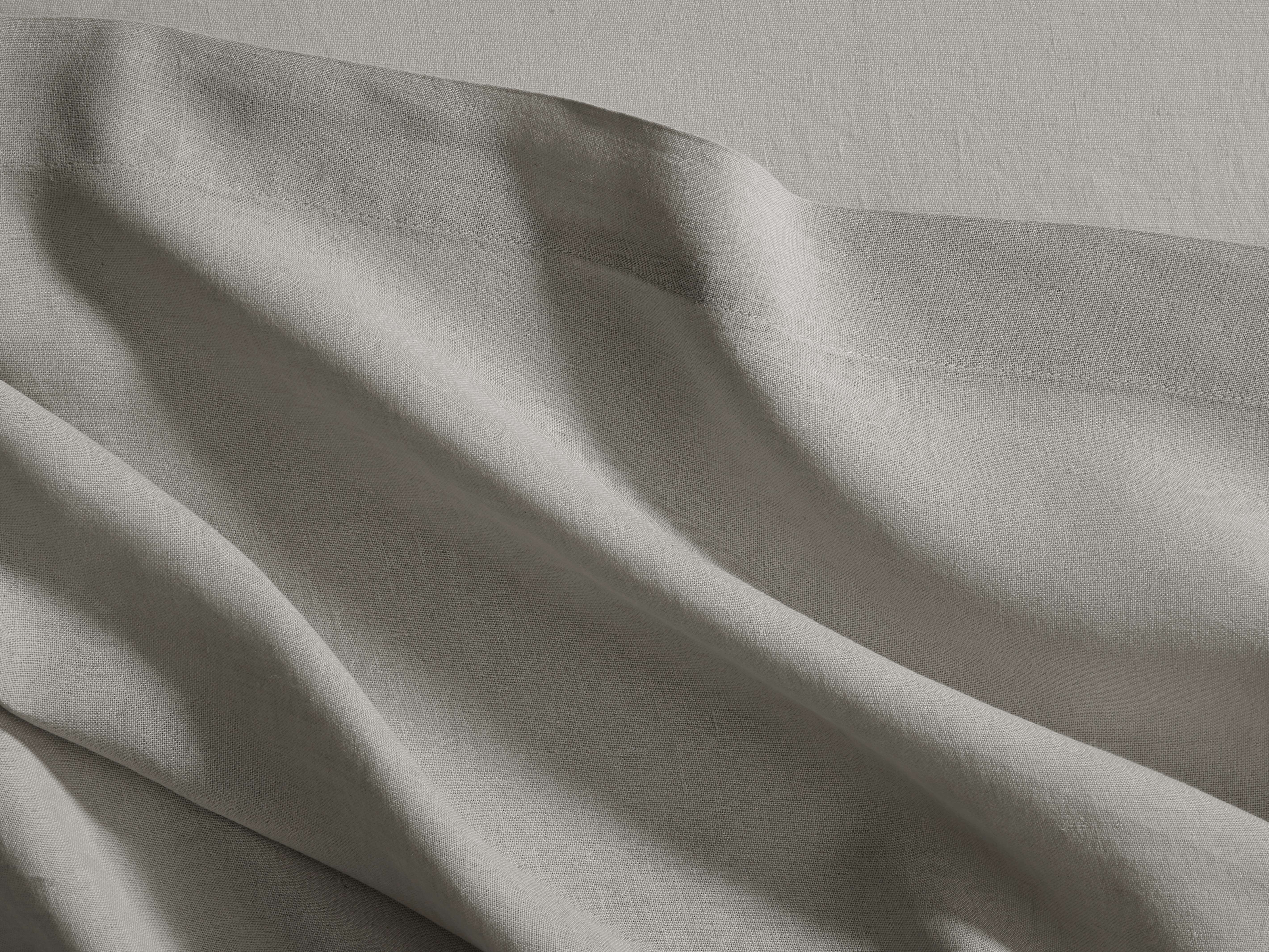Italian Garment-Dyed Linen Flat Sheet in Mist