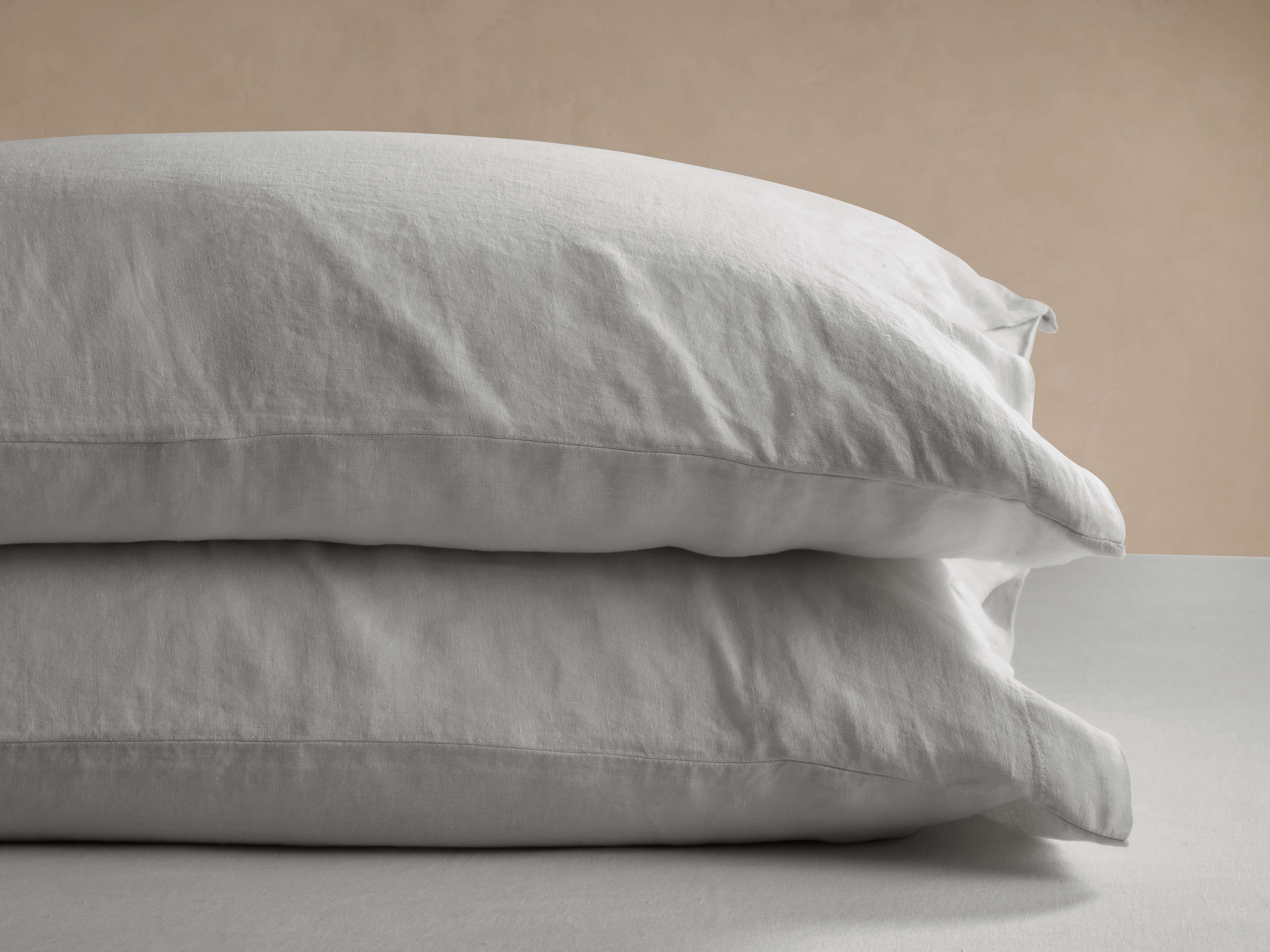 Italian Garment-Dyed Linen Pillowcases in Fog (Set of 2)