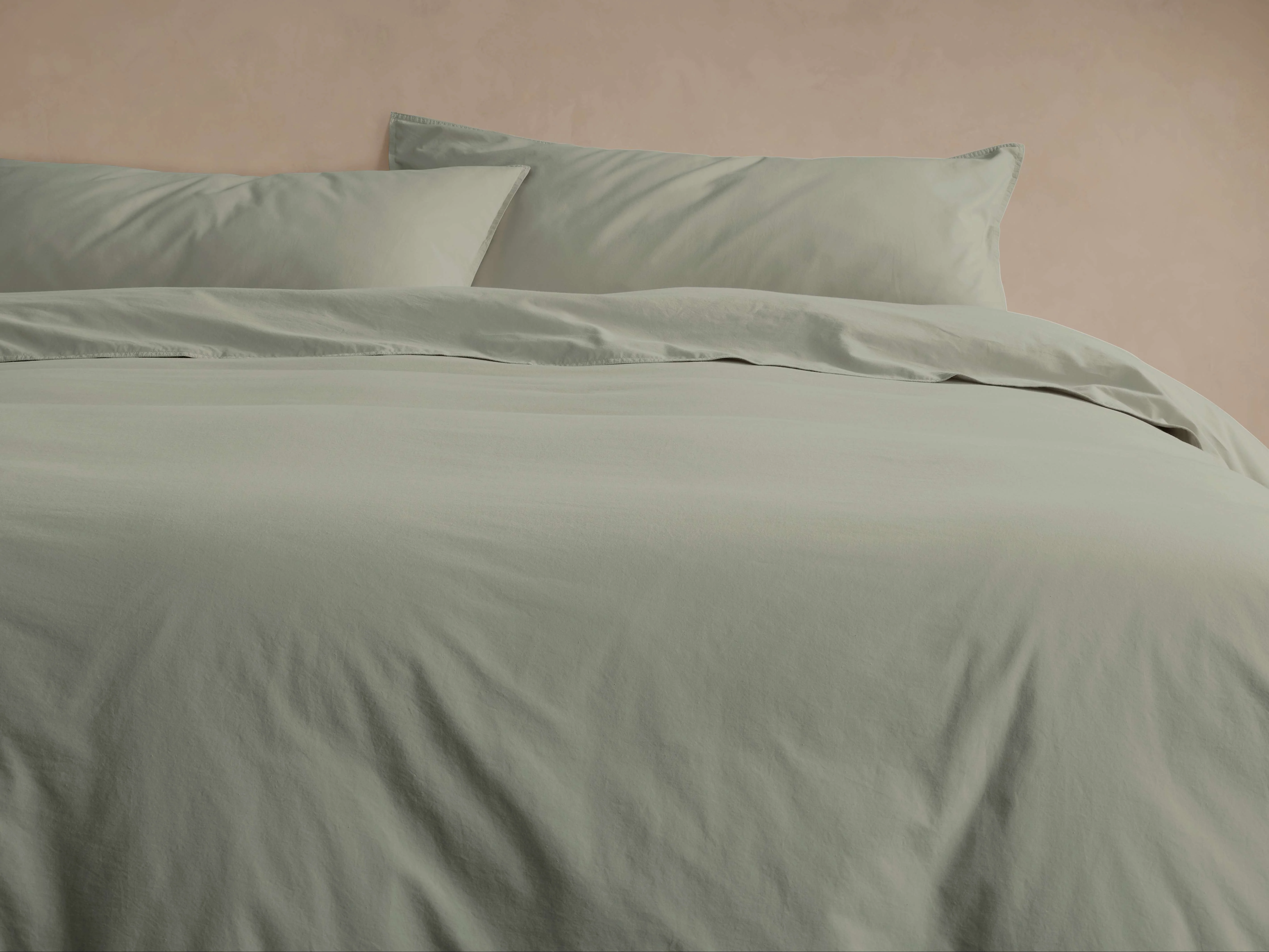 Italian Garment-Dyed Percale Duvet Set in Moss