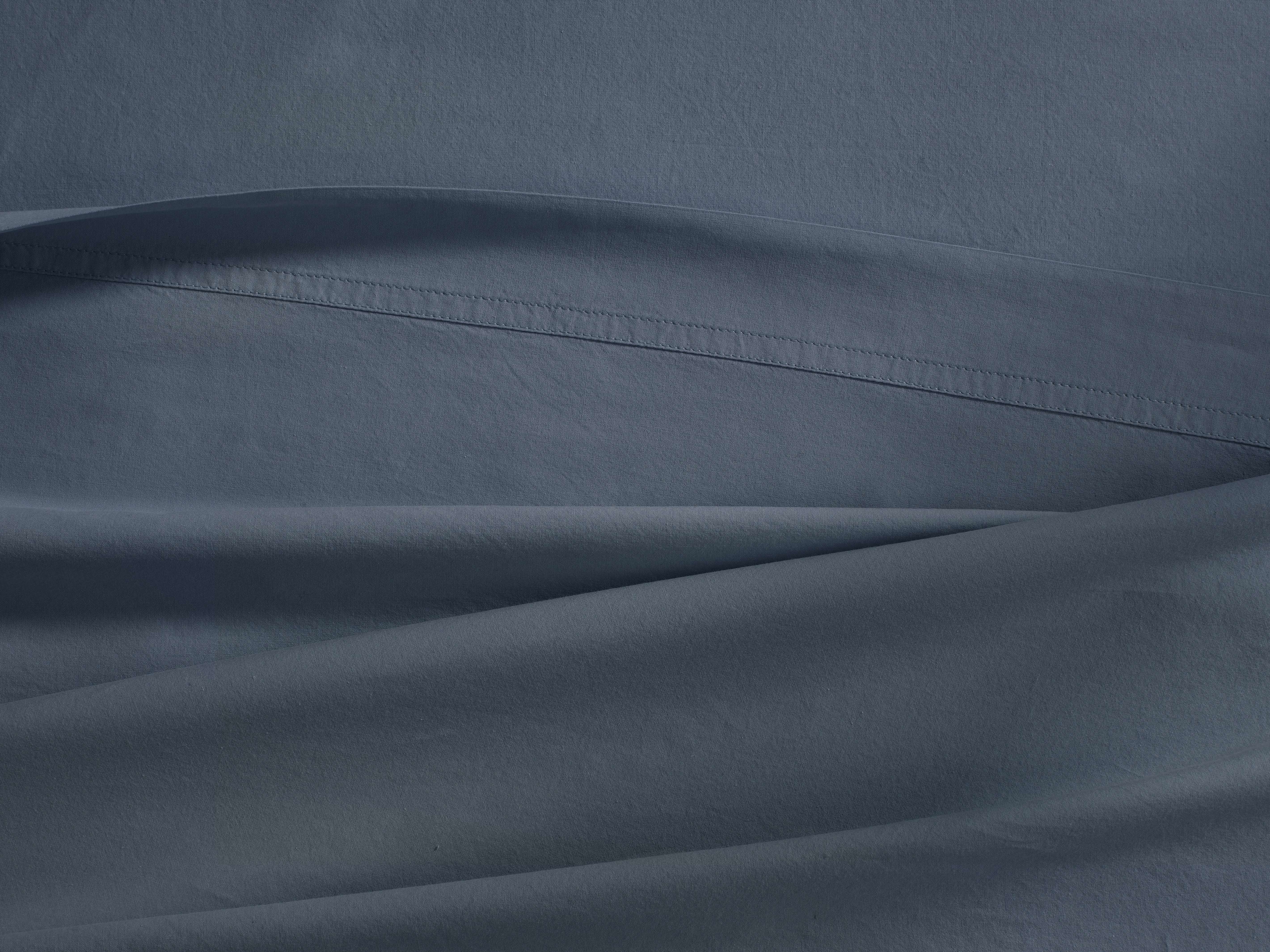 Italian Garment-Dyed Percale Flat Sheet in Indigo