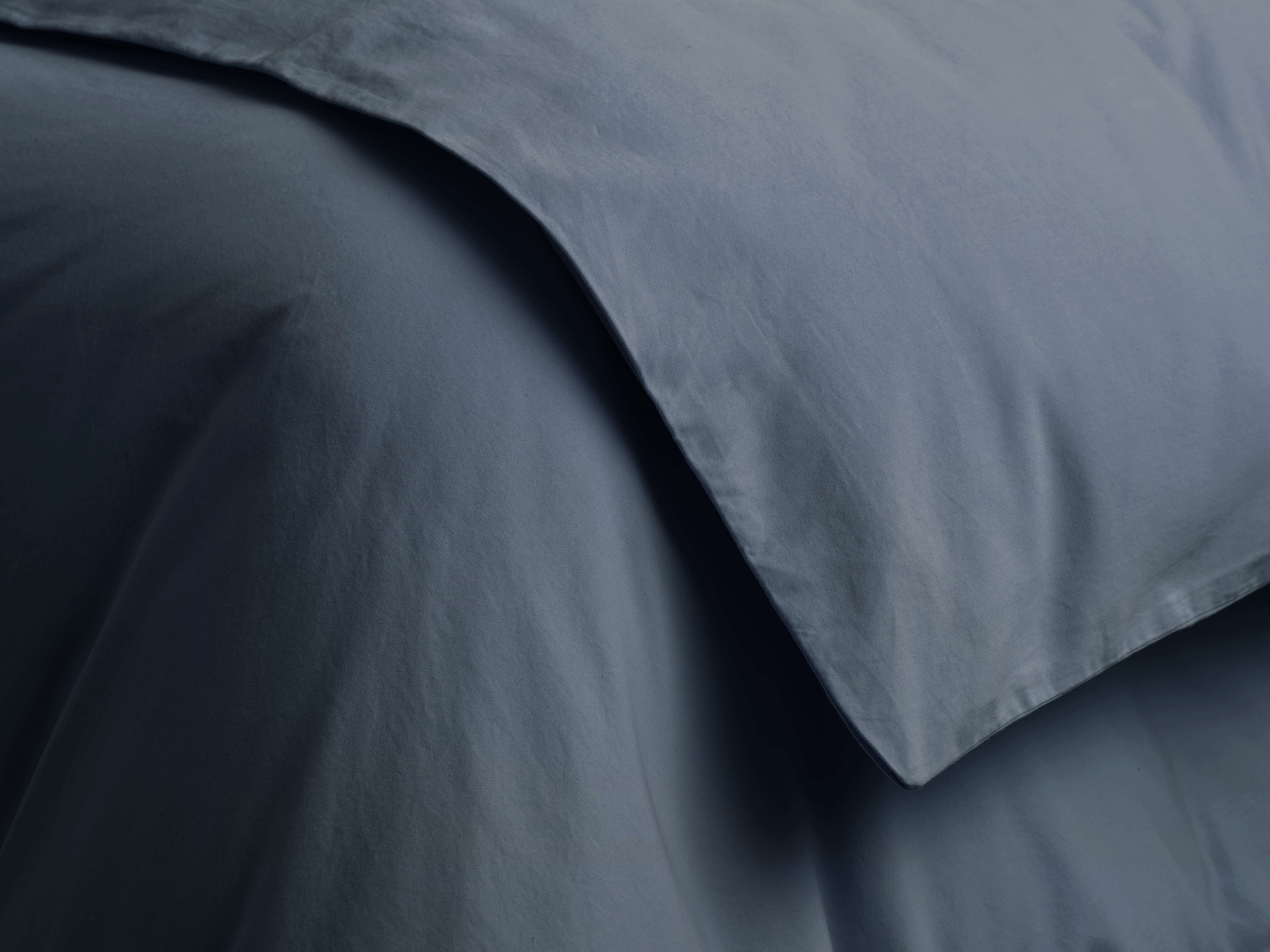 Italian Garment-Dyed Sateen Duvet in Indigo