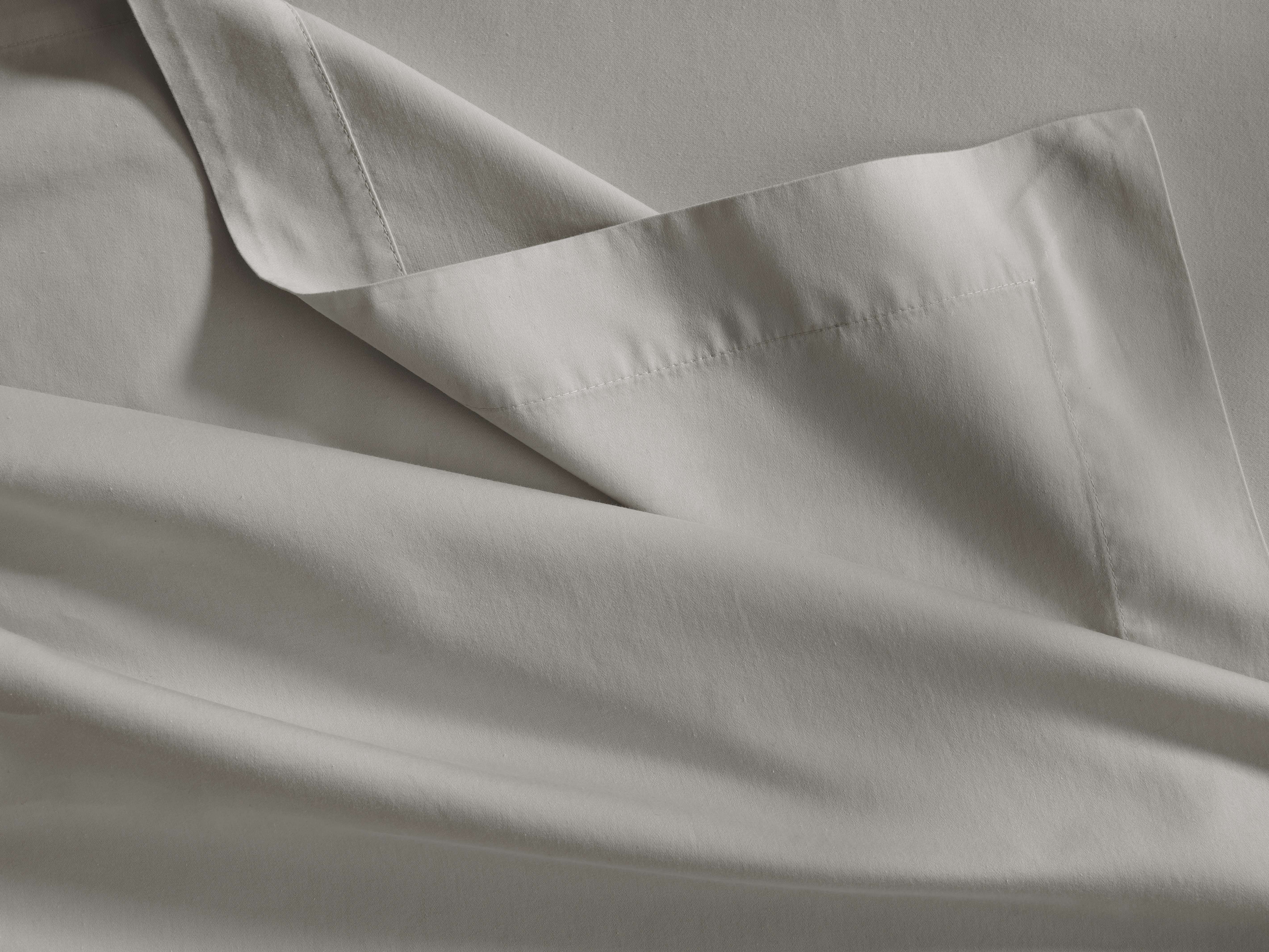 Italian Garment-Dyed Sateen Flat Sheet in Mist