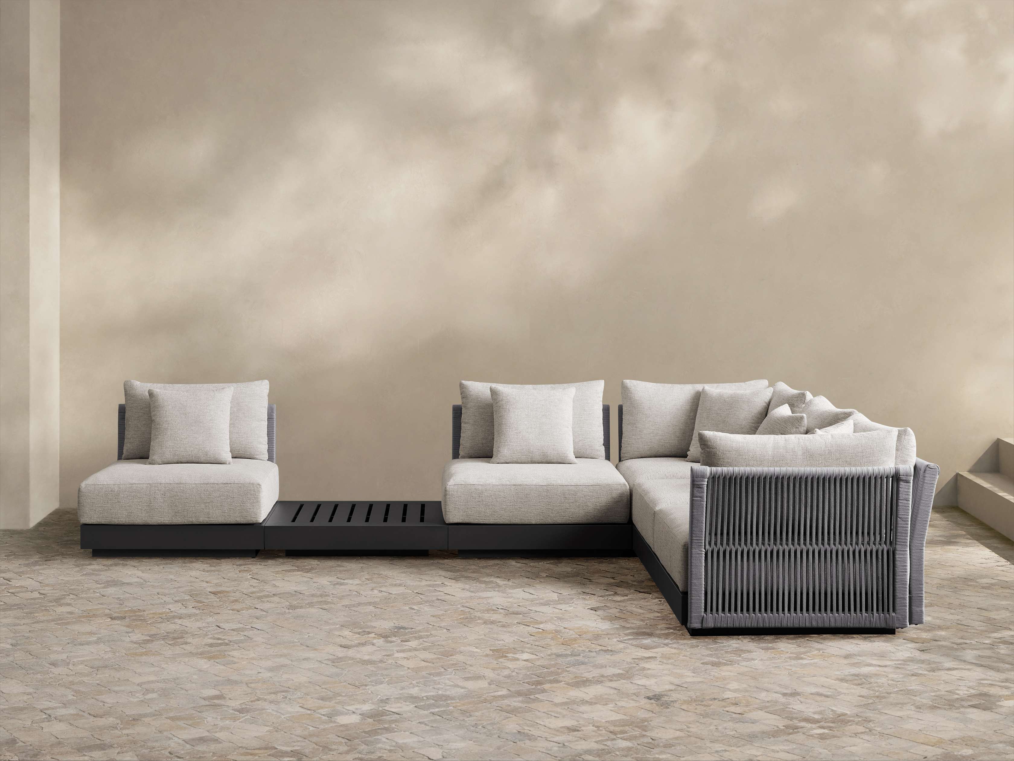 Naxos Outdoor Six-Piece Sectional