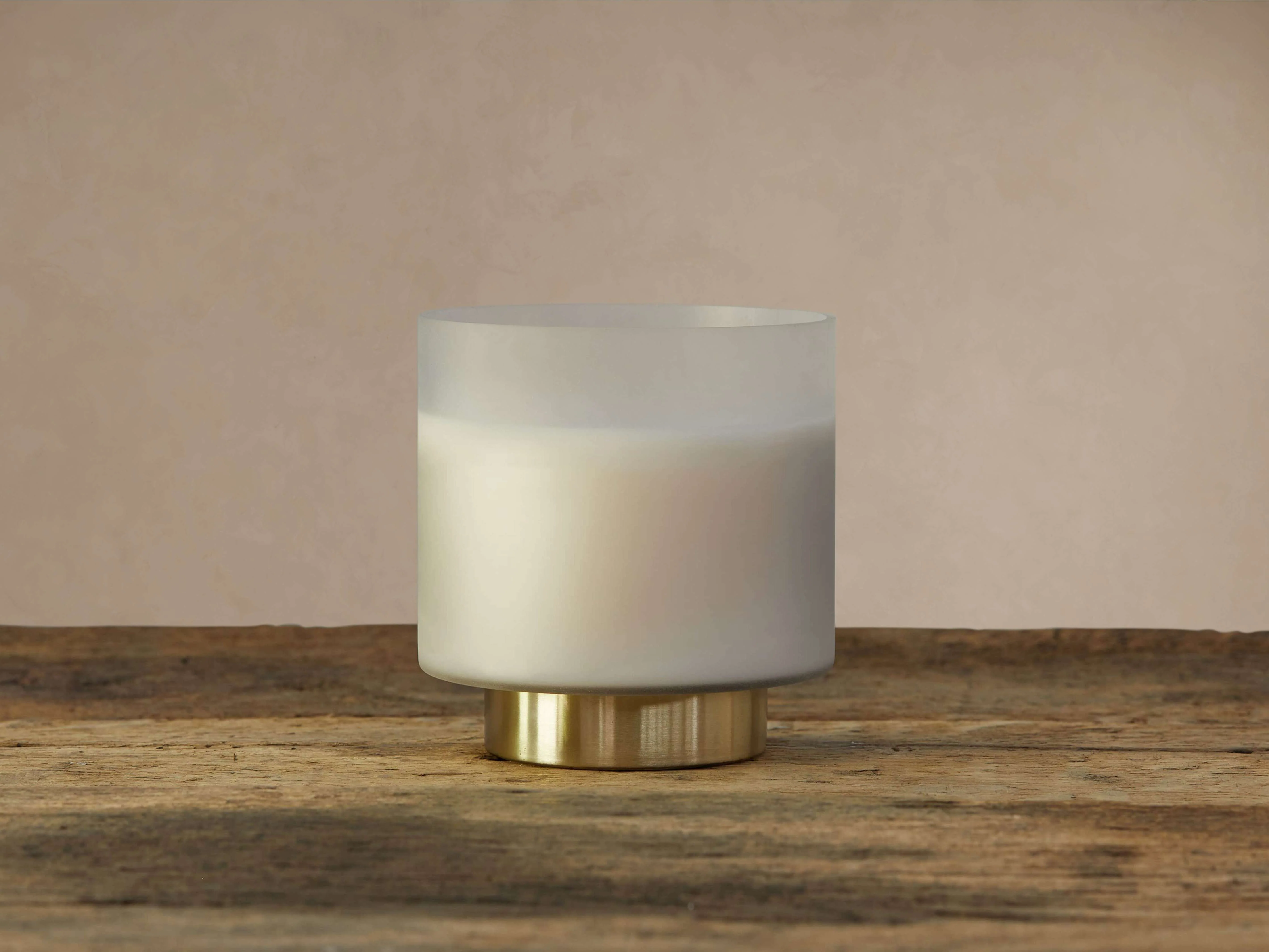 Retreat Tobacco Amber Candle