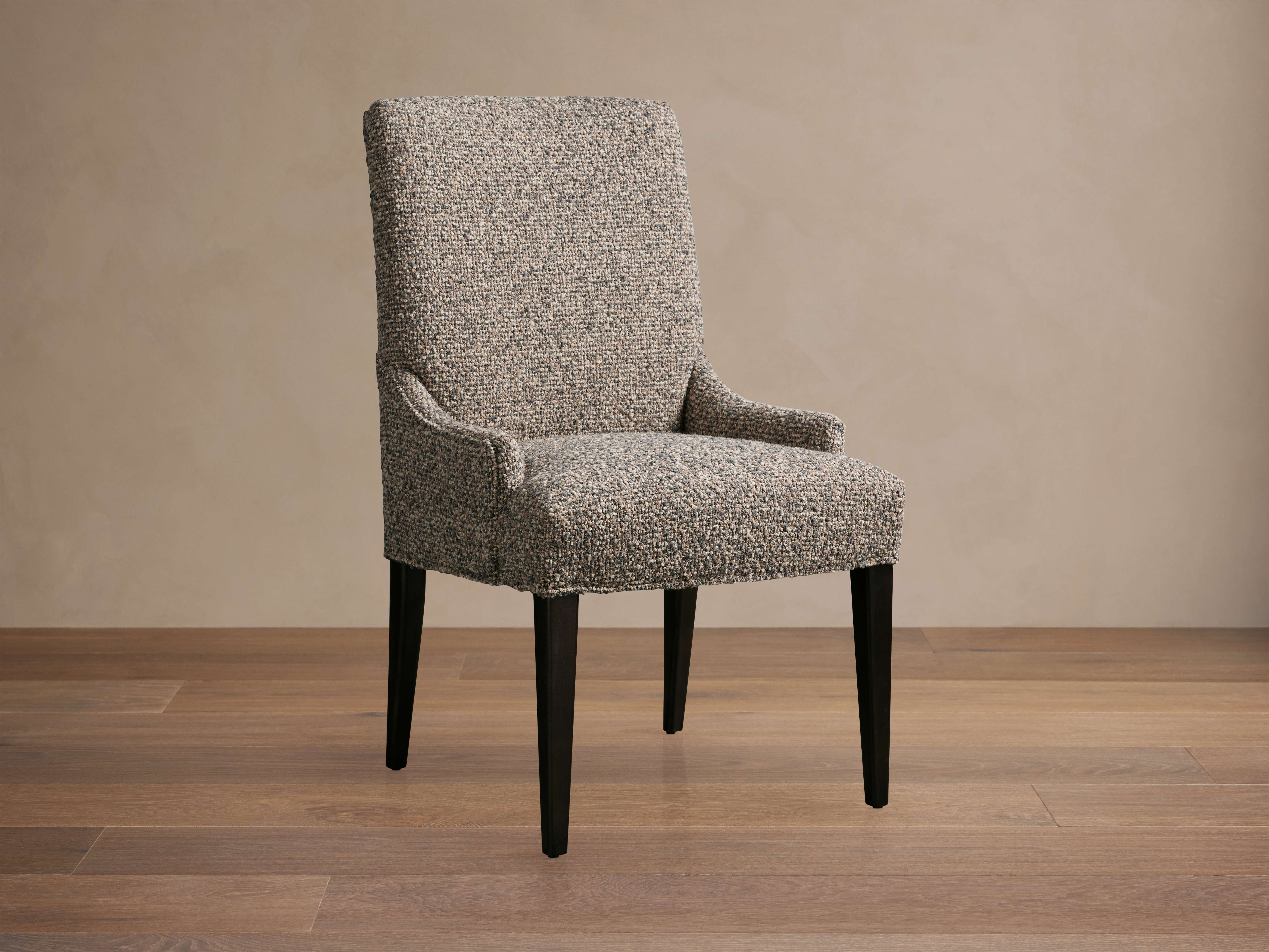 Rhen Dining Chair in Sarsina Earth