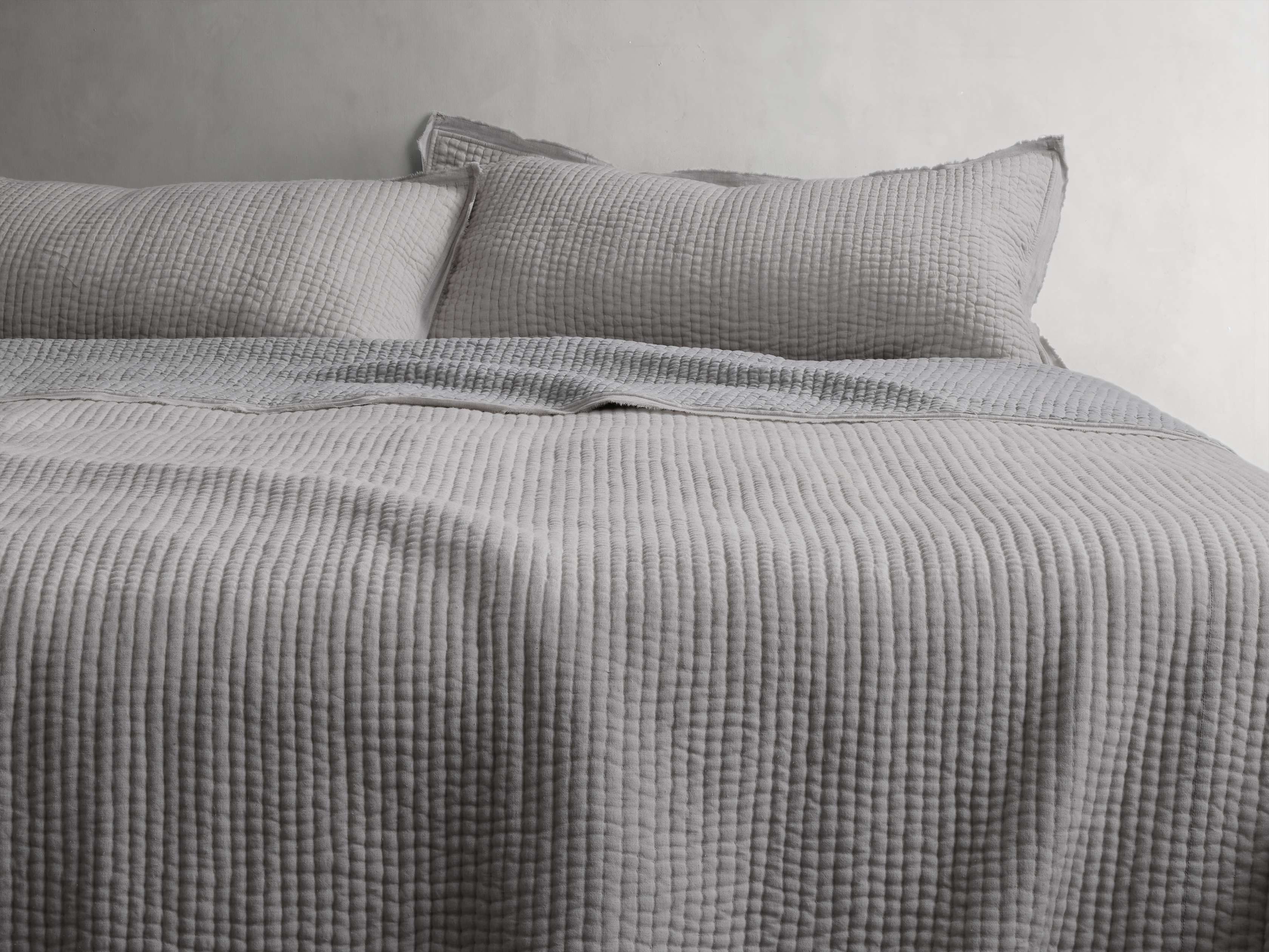 Tulaya Cotton Quilt in Charcoal