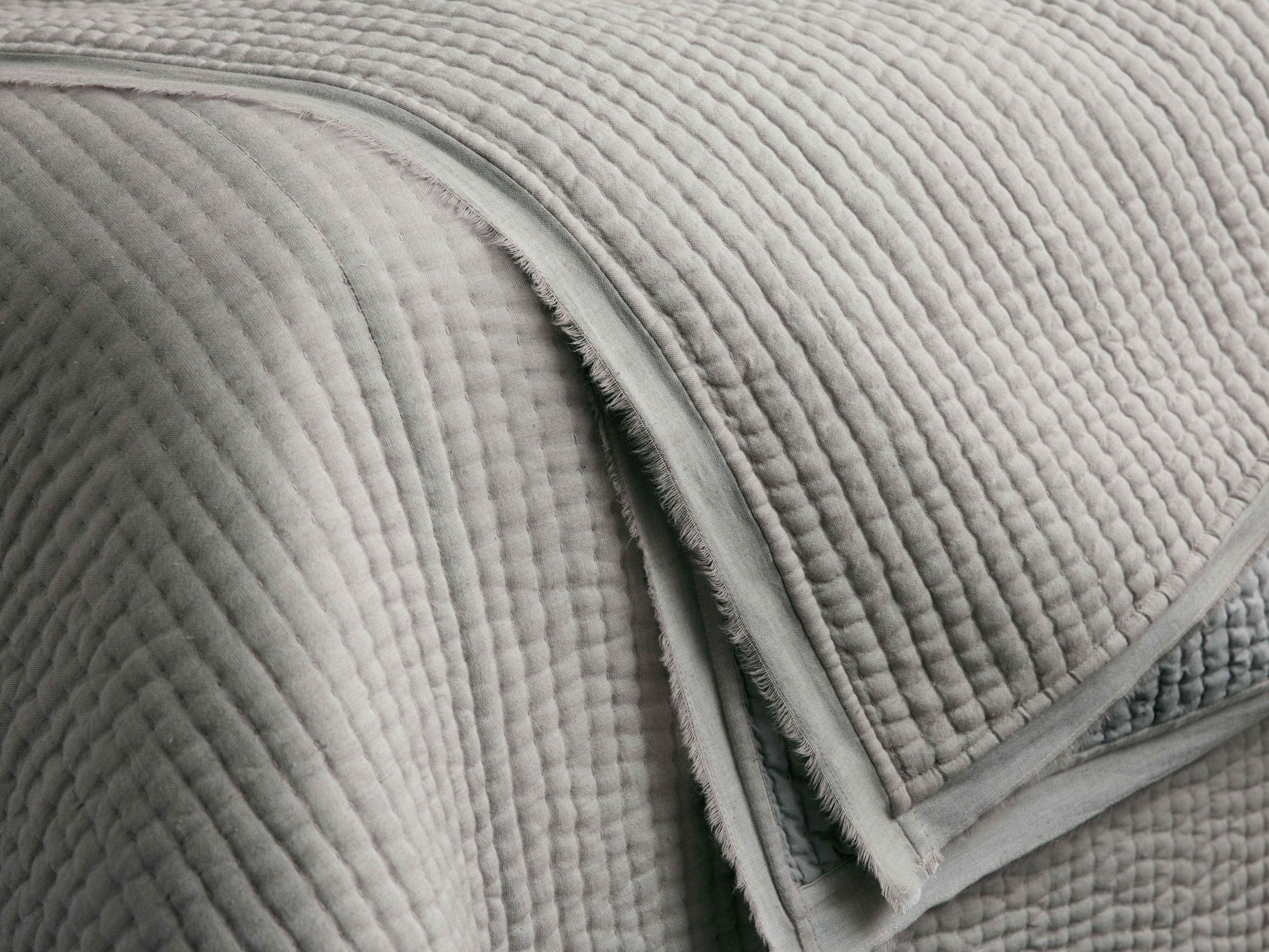 Tulaya Cotton Quilt in Fog